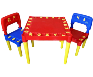 Mesa de Plástico Infantil Desmontável com 2 Cadeiras